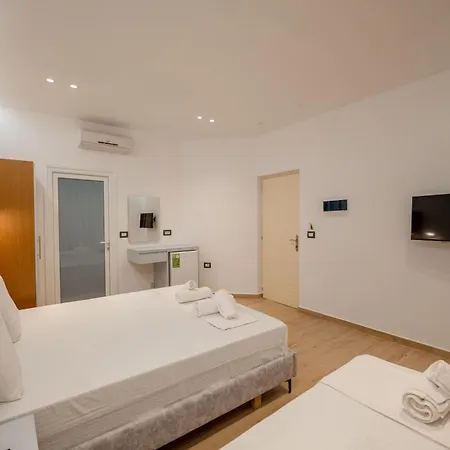 Vento 3* Ksamil